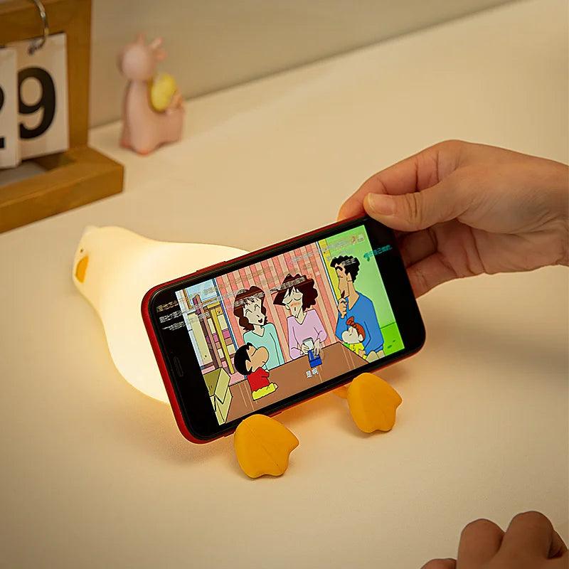 Lazy Duck LED Night Light – Playful Silicone Lamp for Cozy Spaces & Gifts - NitePet